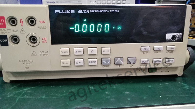 FLUKE45五位半雙顯萬用表維修案例