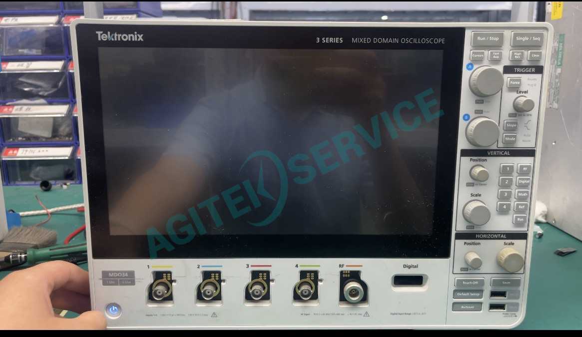 Tektronix泰克3係 MD034-1G示波器無法開機維修