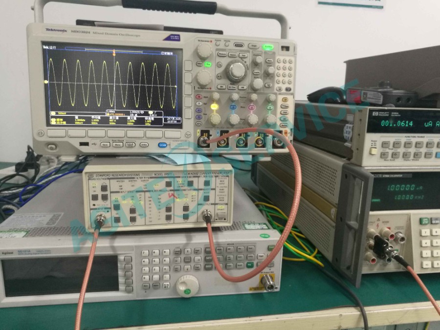 斯坦福SR570輸入端口漏電低噪聲電流放大器維修 斯坦福SR570輸入端口漏電低噪聲電流放大器維修