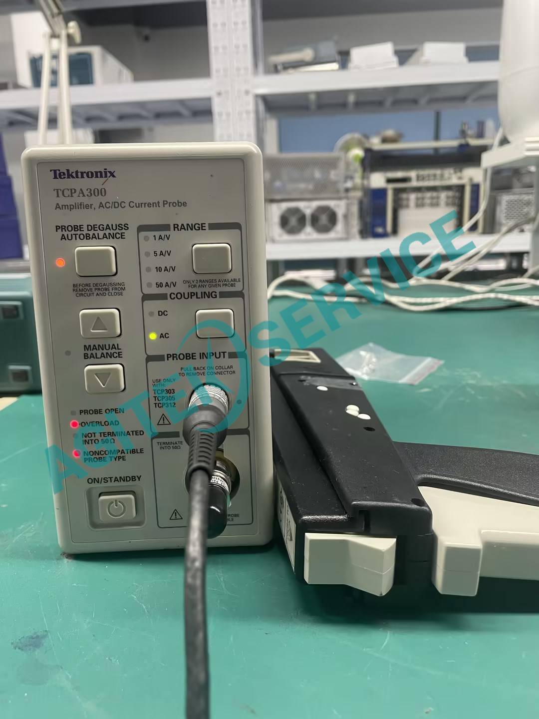 Tektronix泰克TCP303+TCPA300探頭放大盒無法校準，測不出電流維修案例