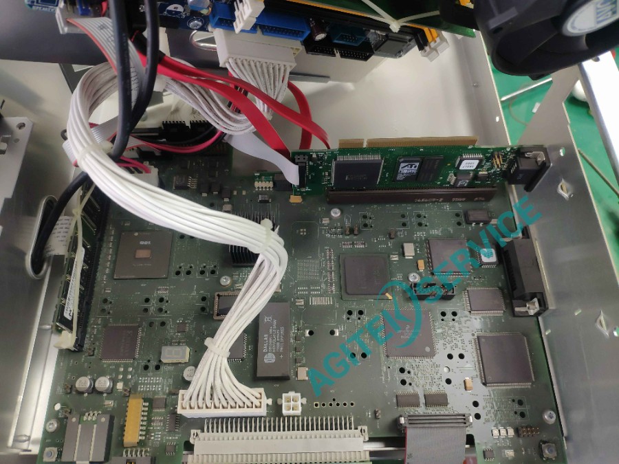 Tektronix泰克DSA8200數字串行分析儀維修 