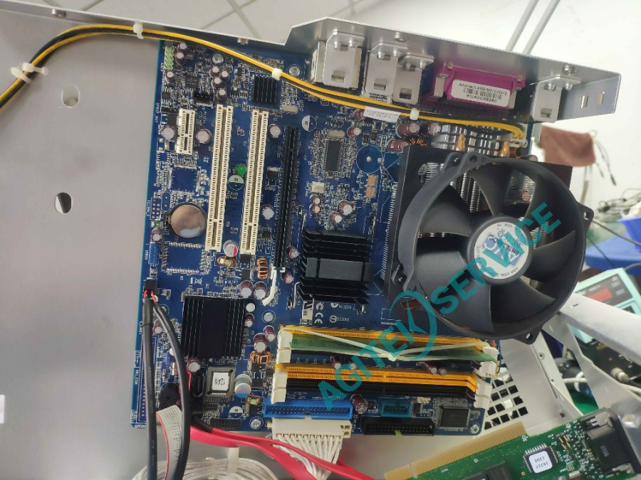 Tektronix泰克DSA8200數字串行分析儀維修 