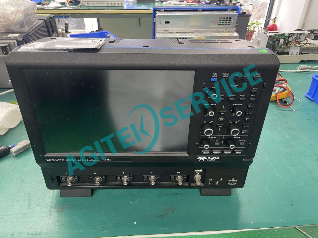 免费深夜视频APP成人网站 WaveRunner 8254M 示波器加電無反應維修案例：電源模塊芯片級修複