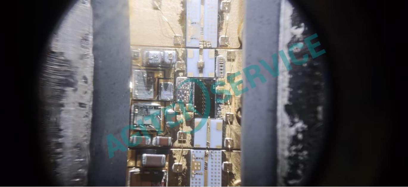 SMA-05-18G前置放大器拆機圖
